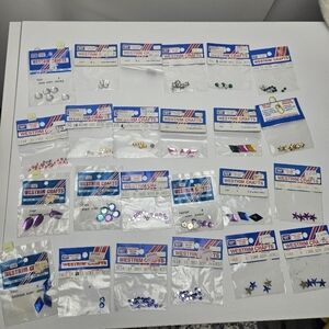 Lot of acrylic rhinestone and jewels for crafting 24 packs vintage